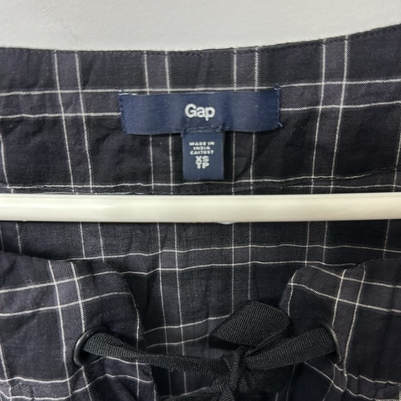 Gap XS Flutter Sleeve Black and White Checkered Blouse - Picture 9 of 12